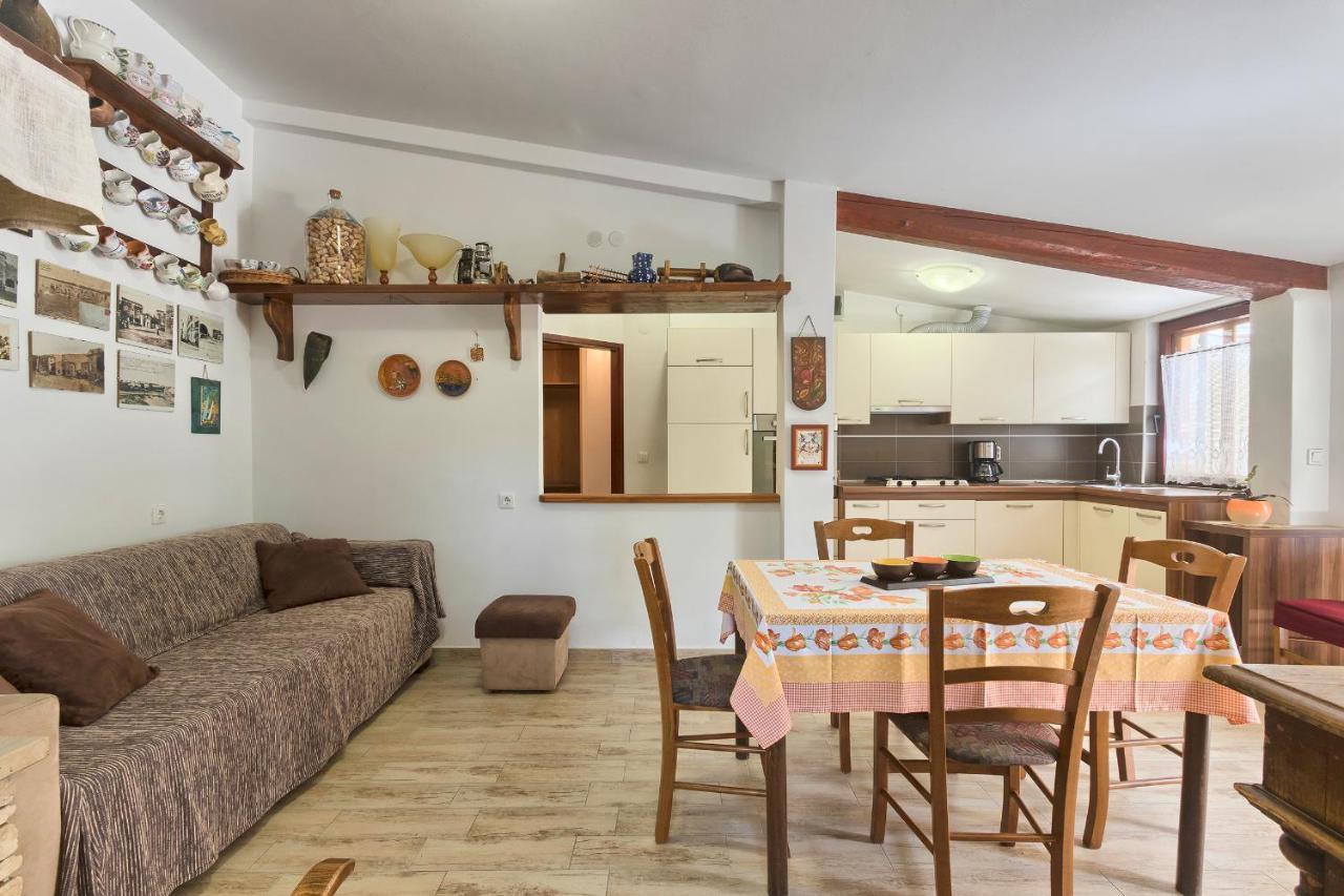 Naranča Medulin Apartment Bagian luar foto